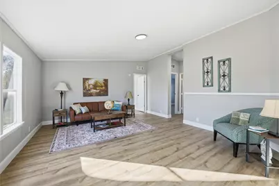 111 Jody Lane, Azle, TX 76020 - Photo 10