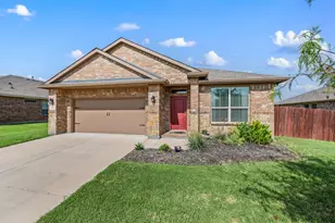 419 Regatta Ln, Azle, TX 76020 - Photo 2