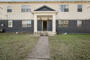 2216 Riverview Dr, Irving, TX 75060 - Photo 2