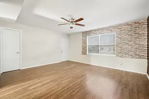 2216 Riverview Dr, Irving, TX 75060 - Photo 4