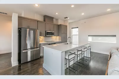 2441 Thatcher Drive, Dallas, TX 75206 - Photo 10