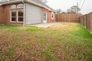 1814 Barton Springs Ct, Allen, TX 75002 - Photo 14