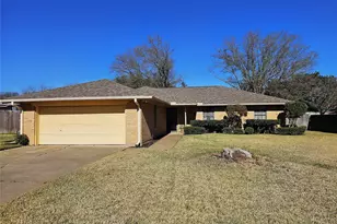 1103 La Villeta St, Mexia, TX 76667 - Photo 16