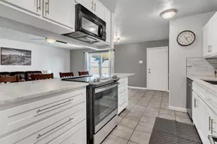 6428 Wakefield Rd, North Richland Hills, TX 76182 - Photo 16