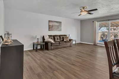 6428 Wakefield Road, North Richland Hills, TX 76182 - Photo 4