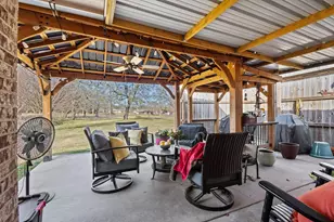 2409 W Walker St, Denison, TX 75020 - Photo 28