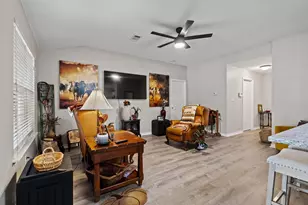 2409 W Walker St, Denison, TX 75020 - Photo 12