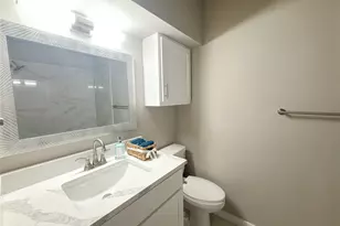 2431 Marfa Ave, Dallas, TX 75216 - Photo 32