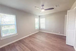 2431 Marfa Ave, Dallas, TX 75216 - Photo 28