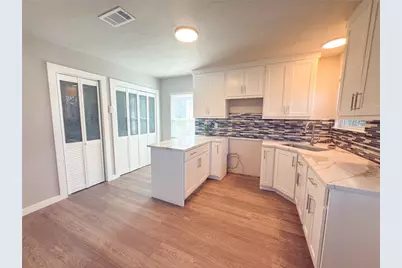 2431 Marfa Avenue, Dallas, TX 75216 - Photo 18