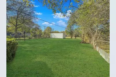 2431 Marfa Avenue, Dallas, TX 75216 - Photo 36