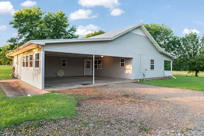 678 Cr 12200, Paris, TX 75462 - Photo 16