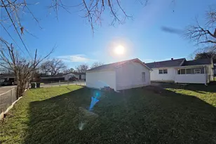 3600 Katrine St, Haltom City, TX 76117 - Photo 16