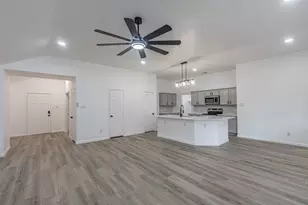 1505 Kittyhawk Dr, Little Elm, TX 75068 - Photo 8