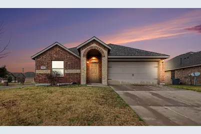 101 Pony Court, Waxahachie, TX 75165 - Photo 2