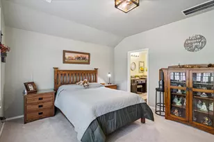 901 Freesia Dr, Little Elm, TX 75068 - Photo 14