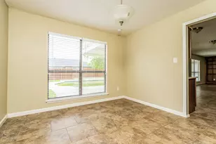 2437 Channing Dr, Grand Prairie, TX 75052 - Photo 4