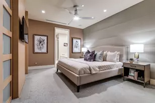 2408 Victory Park Ln, Dallas, TX 75219 - Photo 16