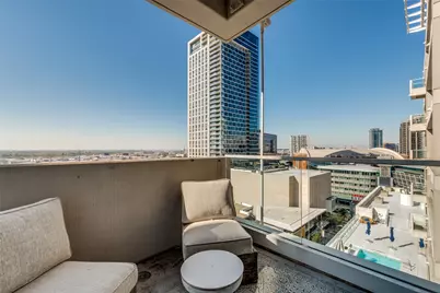 2408 Victory Park Lane #1031, Dallas, TX 75219 - Photo 12