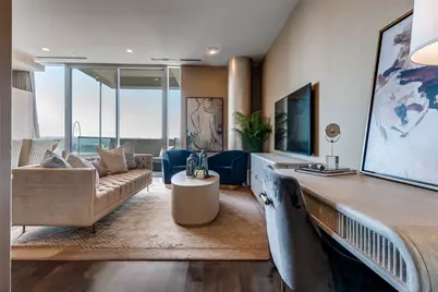 2408 Victory Park Lane #1031, Dallas, TX 75219 - Photo 10