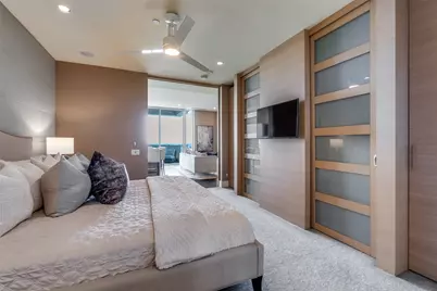 2408 Victory Park Lane #1031, Dallas, TX 75219 - Photo 20