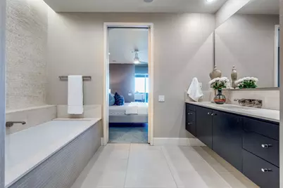 2408 Victory Park Lane #1031, Dallas, TX 75219 - Photo 22