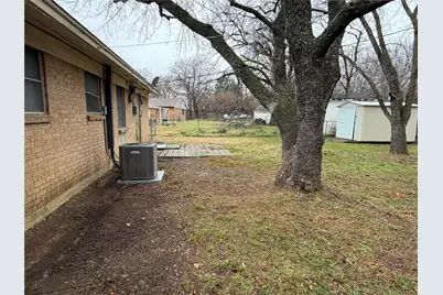 521 Pershing Drive, Denton, TX 76209 - Photo 6