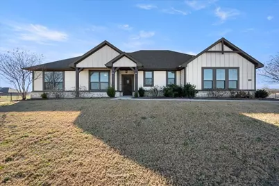 2020 Pebblegate Drive, Weatherford, TX 76085 - Photo 1