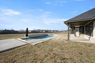 2020 Pebblegate Dr, Weatherford, TX 76085 - Photo 32