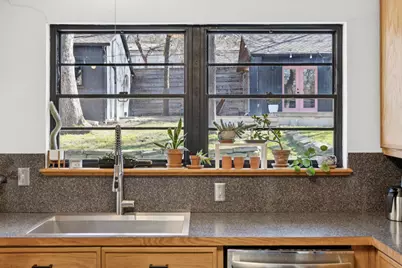 10324 Lake Gardens Drive, Dallas, TX 75218 - Photo 18