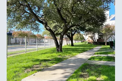 3117 Sondra Drive #103, Fort Worth, TX 76107 - Photo 2