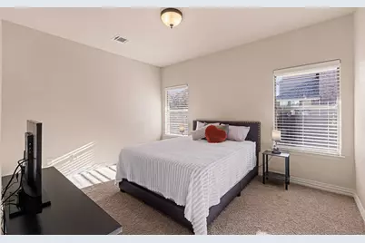 321 Preston Creek Drive, McKinney, TX 75072 - Photo 26