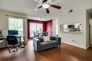 1301 Memory Ln, Arlington, TX 76011 - Photo 2