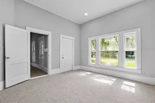 707 S Robinson St, Cleburne, TX 76031 - Photo 4