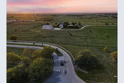 107 Watering Hole, Newark, TX 76071 - Photo 1