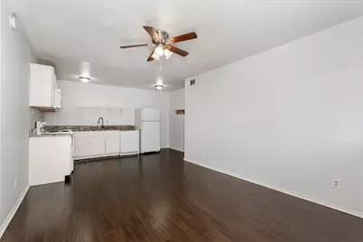 5722 Gaston Avenue #H, Dallas, TX 75214 - Photo 2