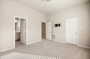 324 Nursery Ln, Fort Worth, TX 76114 - Photo 20