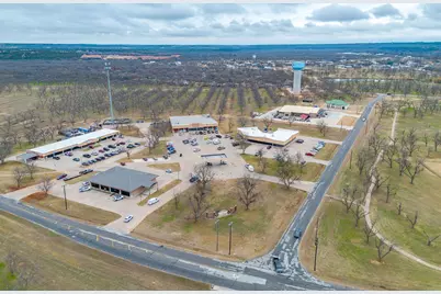 9314 Bellechase Road, Granbury, TX 76049 - Photo 12