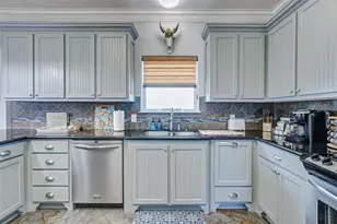 2774 Gulfview Ln, Port Bolivar, TX 77650 - Photo 16