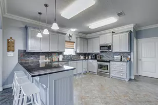 2774 Gulfview Ln, Port Bolivar, TX 77650 - Photo 16