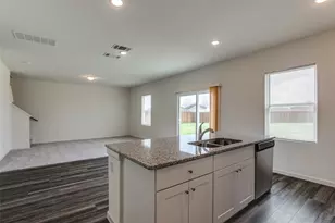 10301 Castle Lyons Ln, Fort Worth, TX 76036 - Photo 12