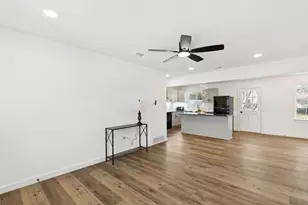 10325 Maylee Blvd, Dallas, TX 75228 - Photo 14