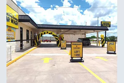 1828 N Main Street, Cleburne, TX 76033 - Photo 2