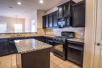 1025 Lake Grove Drive, Little Elm, TX 75068 - Photo 4