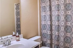 1025 Lake Grove Dr, Little Elm, TX 75068 - Photo 14