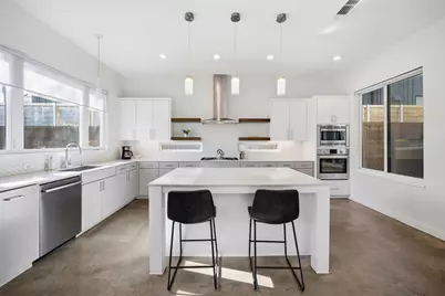 5326 Manett Street, Dallas, TX 75206 - Photo 10