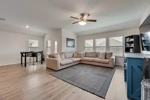 10108 Autumn Leaves Ln, Aubrey, TX 76227 - Photo 4