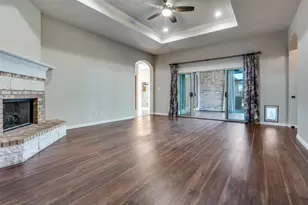 140 Big Willow Ct, Saginaw, TX 76179 - Photo 6