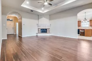 140 Big Willow Ct, Saginaw, TX 76179 - Photo 4