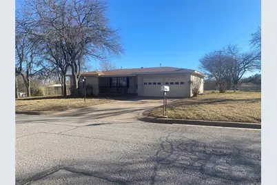 1445 W Ball Street, Weatherford, TX 76086 - Photo 1